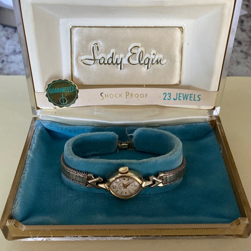 Rare Beautiful Lady Elgin 10k GF 23 Jewels Shock Proof Manual Wind Ladies Watch.